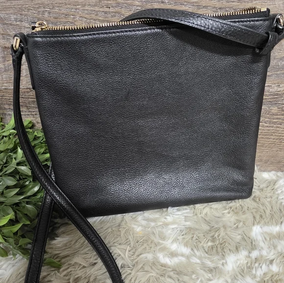 Kate Spade Purse - Picture 3 of 8